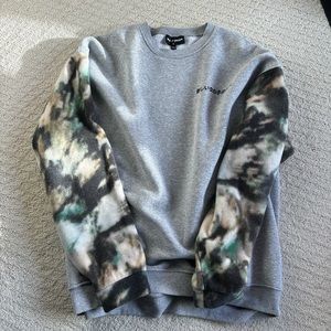 oversized crewneck